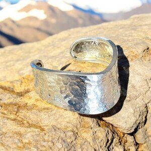Fabulous Boho Wavy Hammered Cuffed Bracelet 925